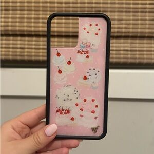 IPHONE 12 PRO MAX SWEET CAKES WILDFLOWER CASE 🧁🍰